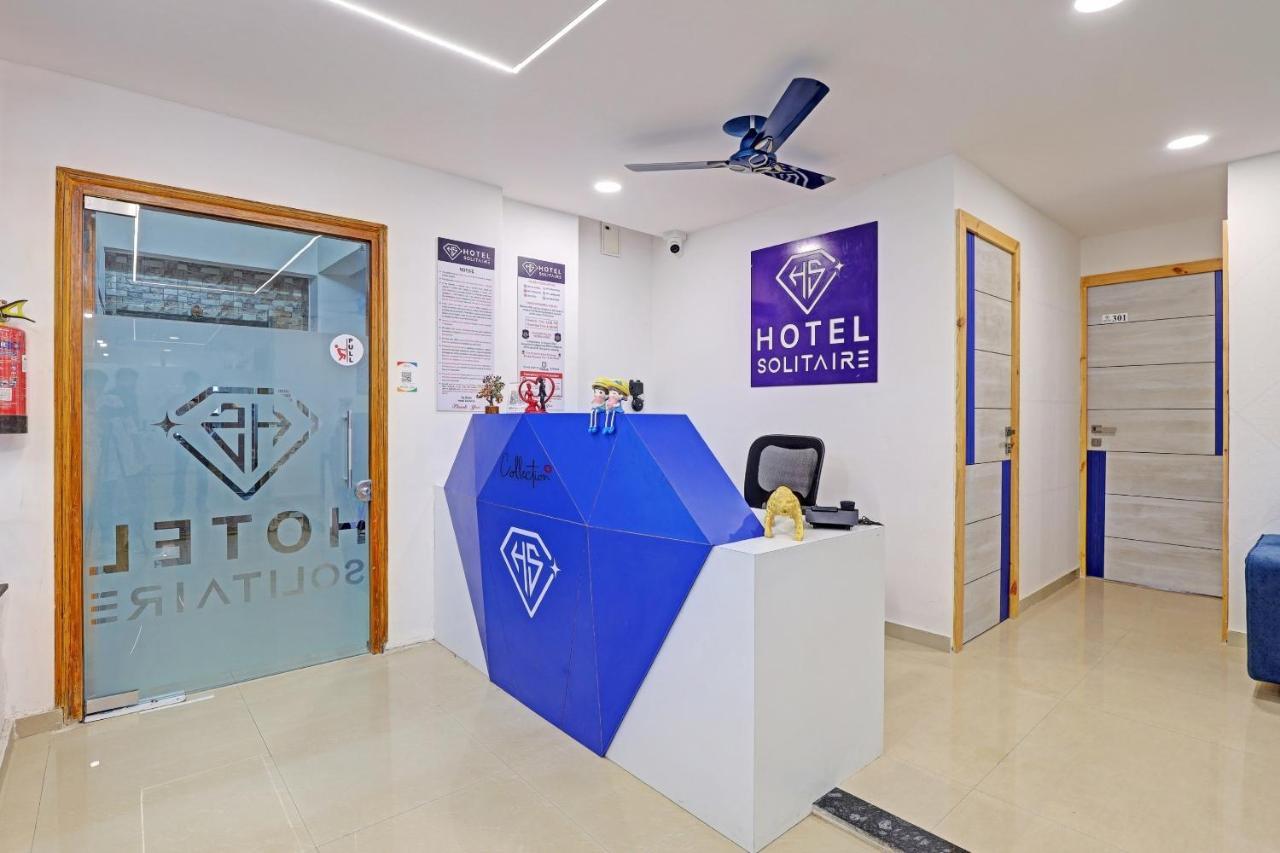 Hotel Solitaire, Best Luxurious Hotel Ac Rooms In Szúrat Kültér fotó